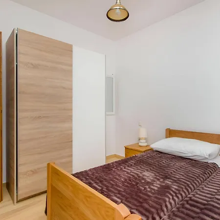 Oasis Near Krka Waterfalls Villa *