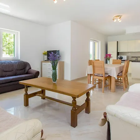 Oasis Near Krka Waterfalls Villa *