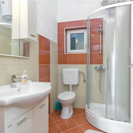Villa Oasis Near Krka Waterfalls