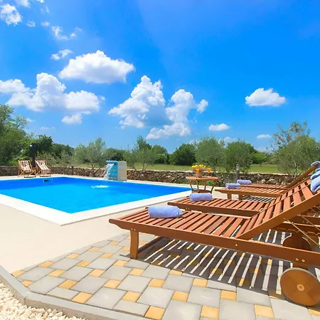 Villa Oasis Near Krka Waterfalls *