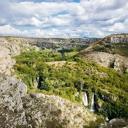 Villa Oasis Near Krka Waterfalls *