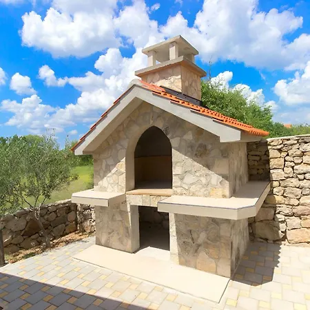 Oasis Near Krka Waterfalls Villa Drnis