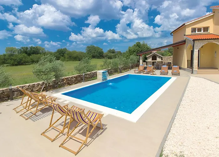 Oasis Near Krka Waterfalls וילה