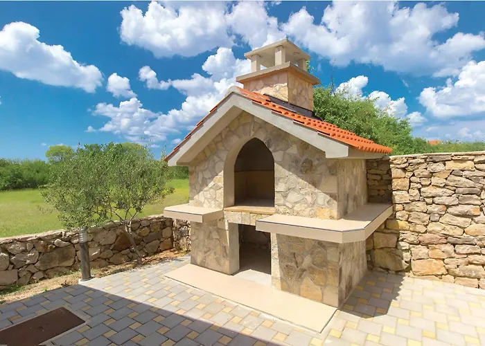 Oasis Near Krka Waterfalls * Drniš