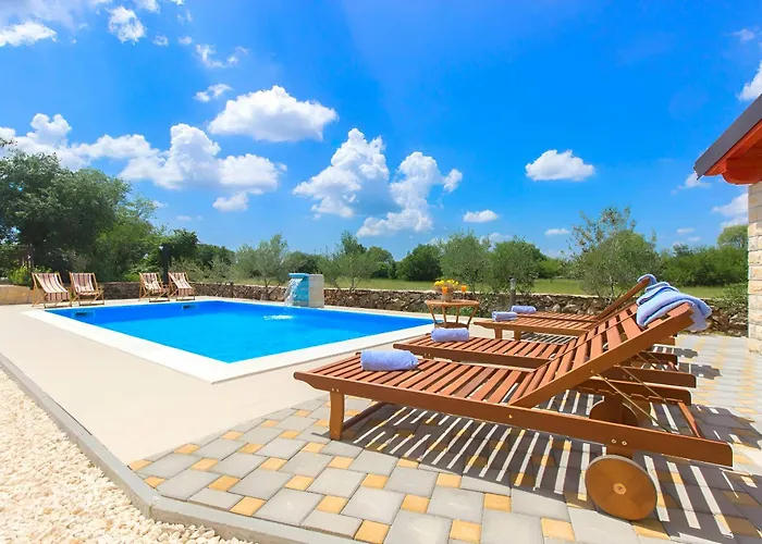 וילה Oasis Near Krka Waterfalls *