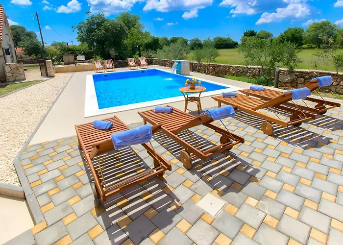 וילה Oasis Near Krka Waterfalls Drniš