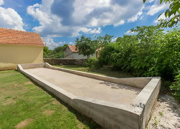 וילה Oasis Near Krka Waterfalls